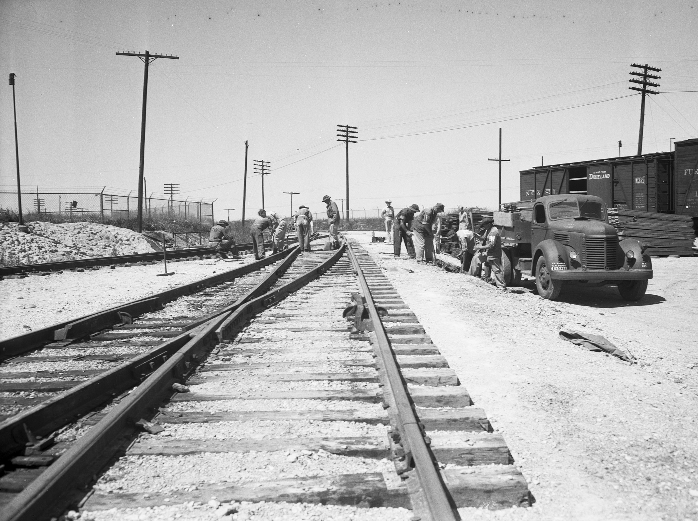 Fort Worth Quartermaster Depot, German prisoner of war workers at the Fort Worth Quartermaster Depot, ca. 1945. Source: Fort Worth Star-Telegram Collection.